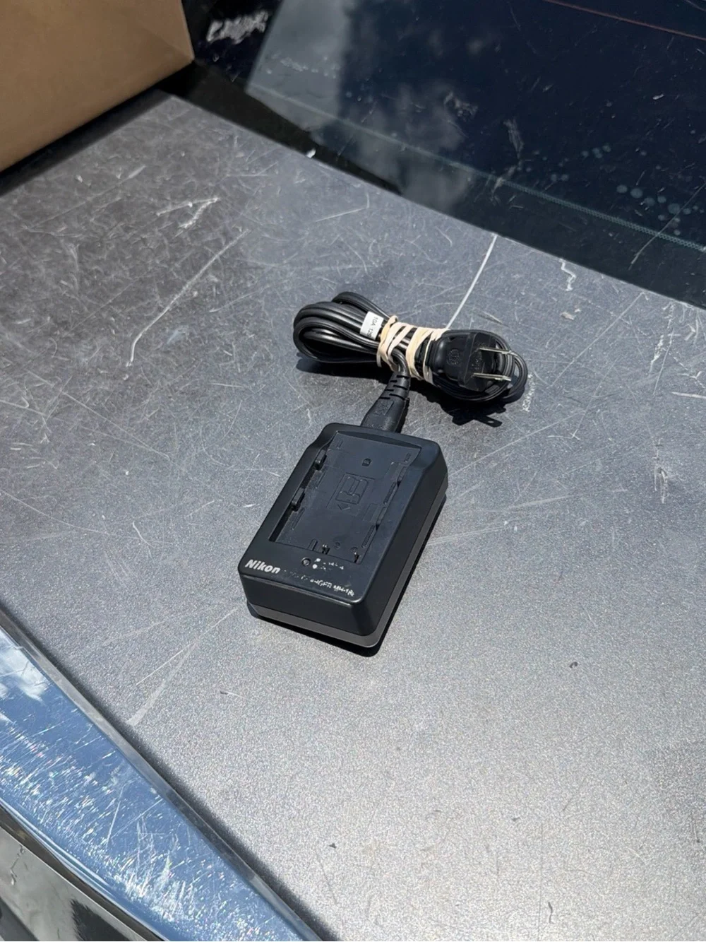 OEM Genuine Nikon MH-18a Quick Battery Charger for Nikon EN-EL3 EN-EL3A EN-EL3E